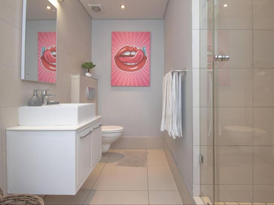 514 Beacon Rock Umhlanga Rocks * Durban